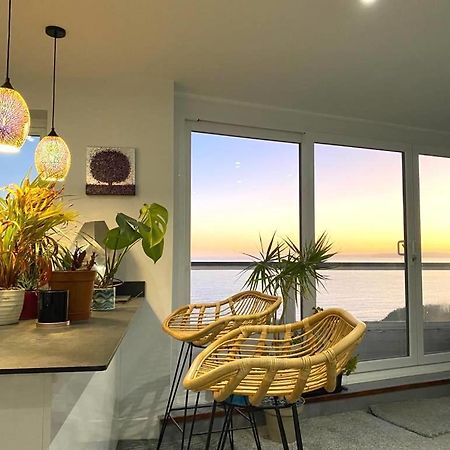 Stunning Sea View Two Double Bedroom Apartment - With Balcony - Opposite Beachfront Walk Bournemouth Buitenkant foto