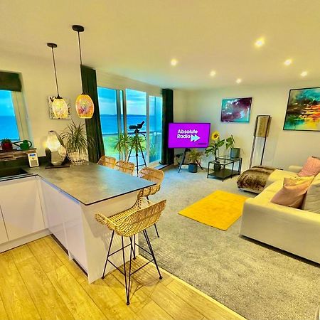 Stunning Sea View Two Double Bedroom Apartment - With Balcony - Opposite Beachfront Walk Bournemouth Buitenkant foto