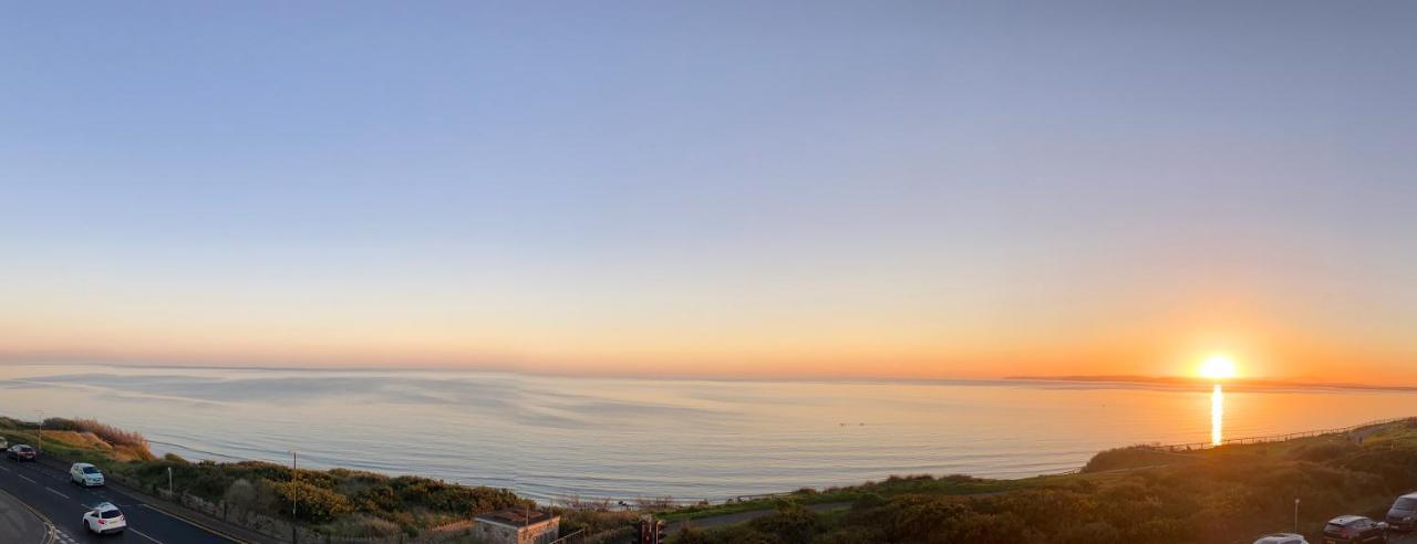 Stunning Sea View Two Double Bedroom Apartment - With Balcony - Opposite Beachfront Walk Bournemouth Buitenkant foto