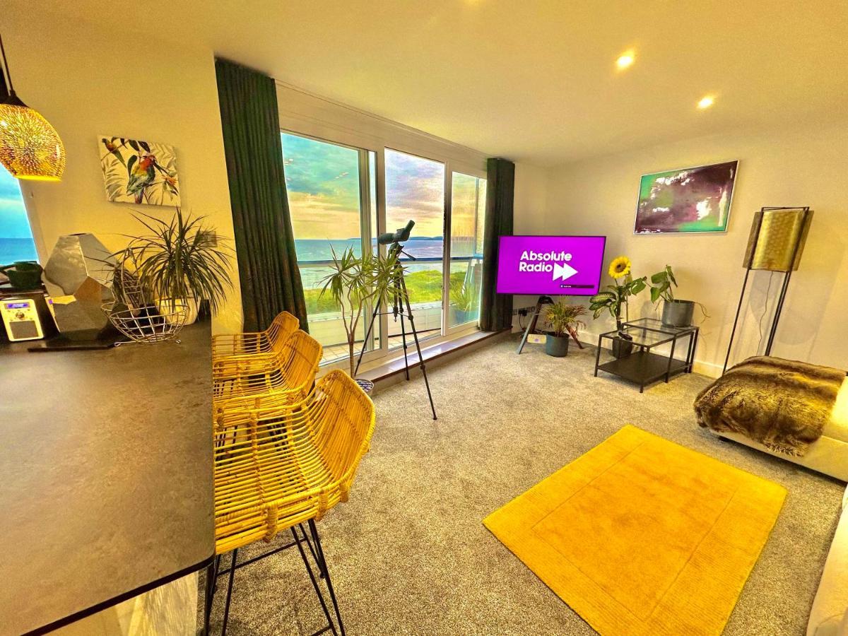 Stunning Sea View Two Double Bedroom Apartment - With Balcony - Opposite Beachfront Walk Bournemouth Buitenkant foto